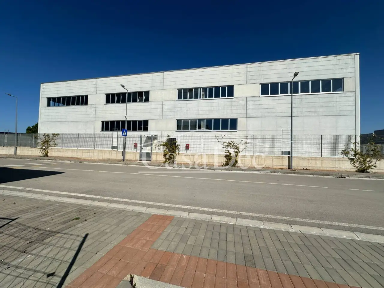 Negozio in Viale Salvo d'Acquisto, San Marcellino, {3} - Foto 2