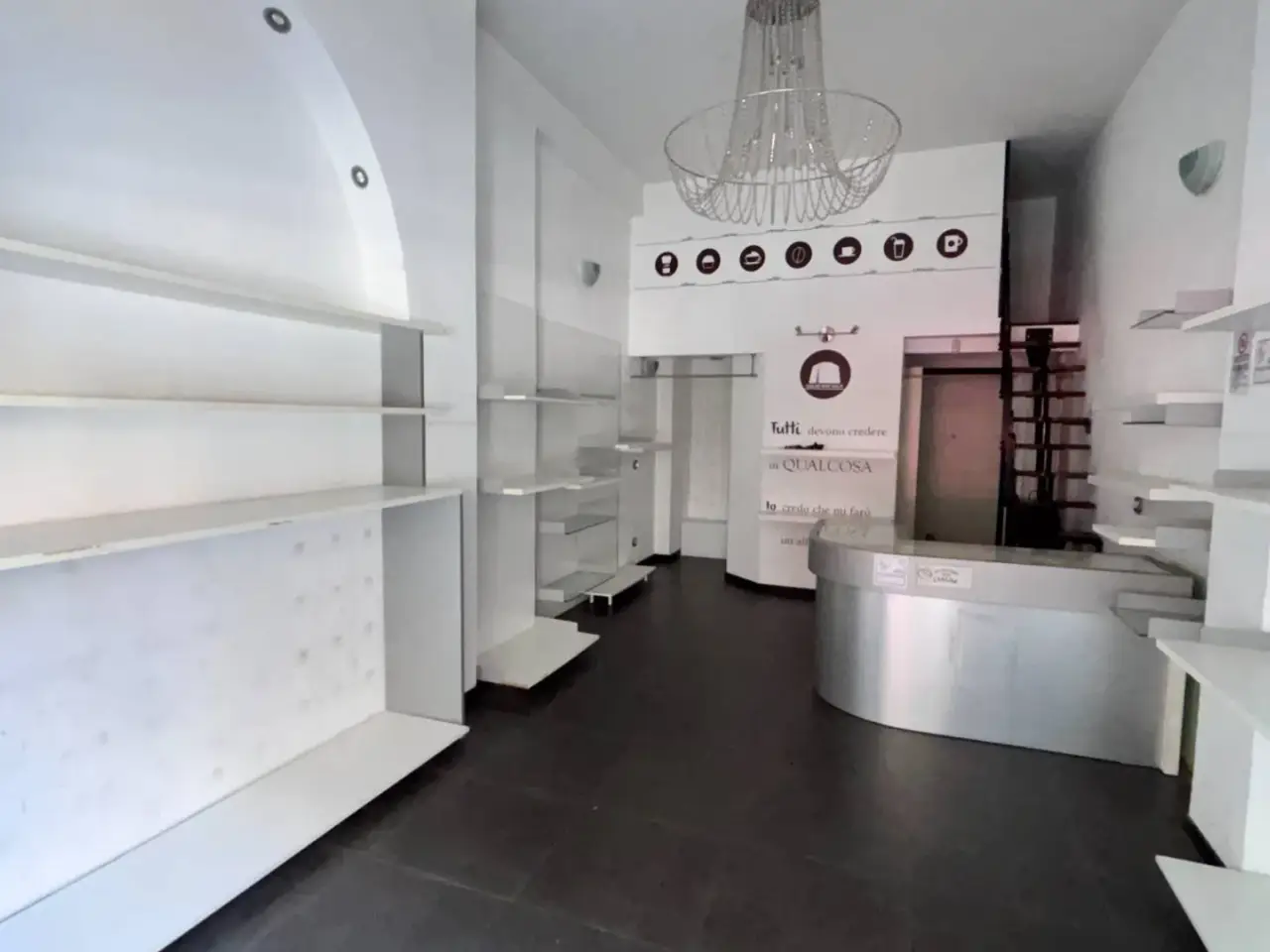 Negozio in Via dei Fiordalisi 1, Milano, {3} - Foto 2