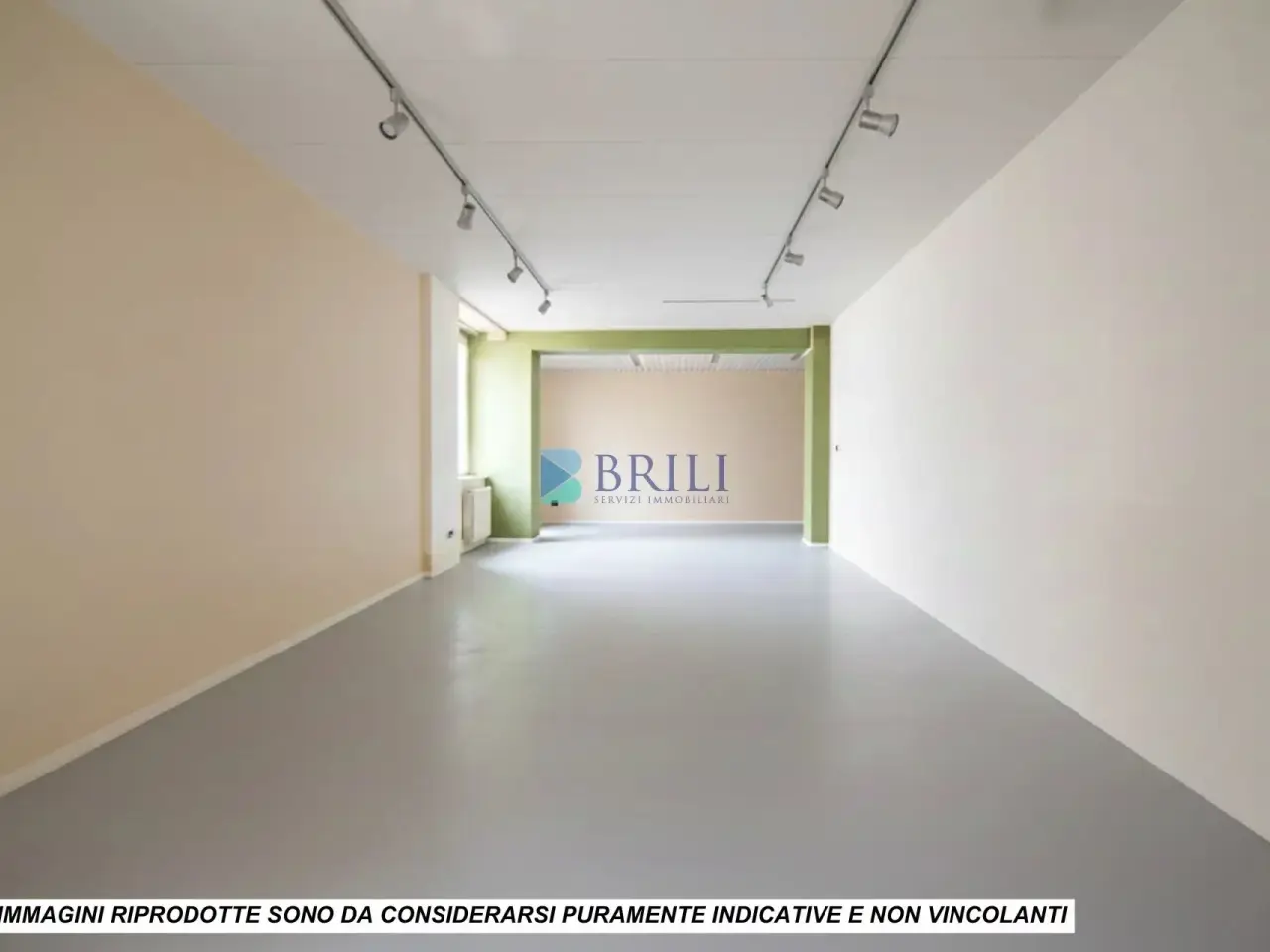 Negozio in Corso Vittorio Veneto, 48, Olbia, {3} - Foto 1