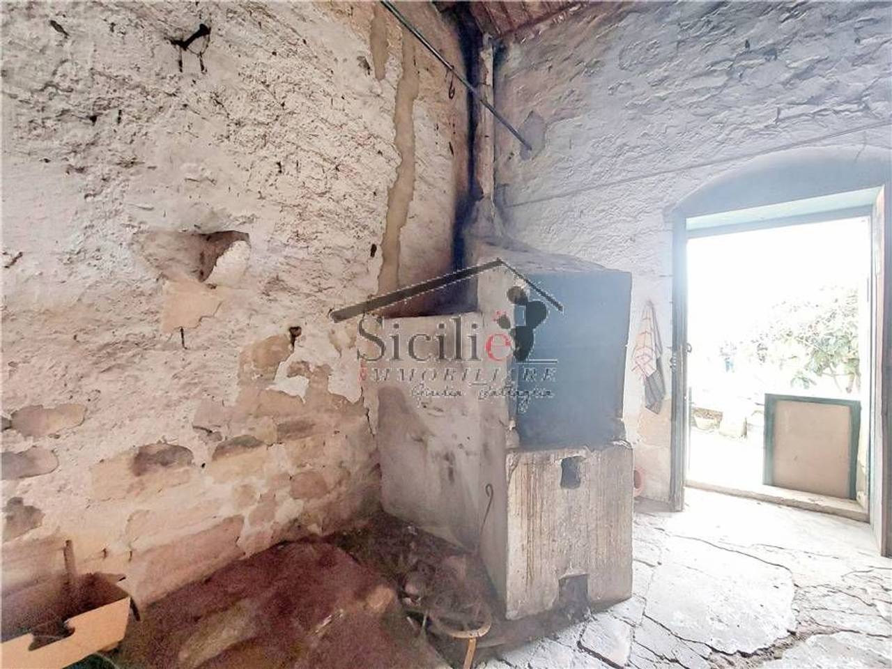 casa indipendente in vendita a Scicli