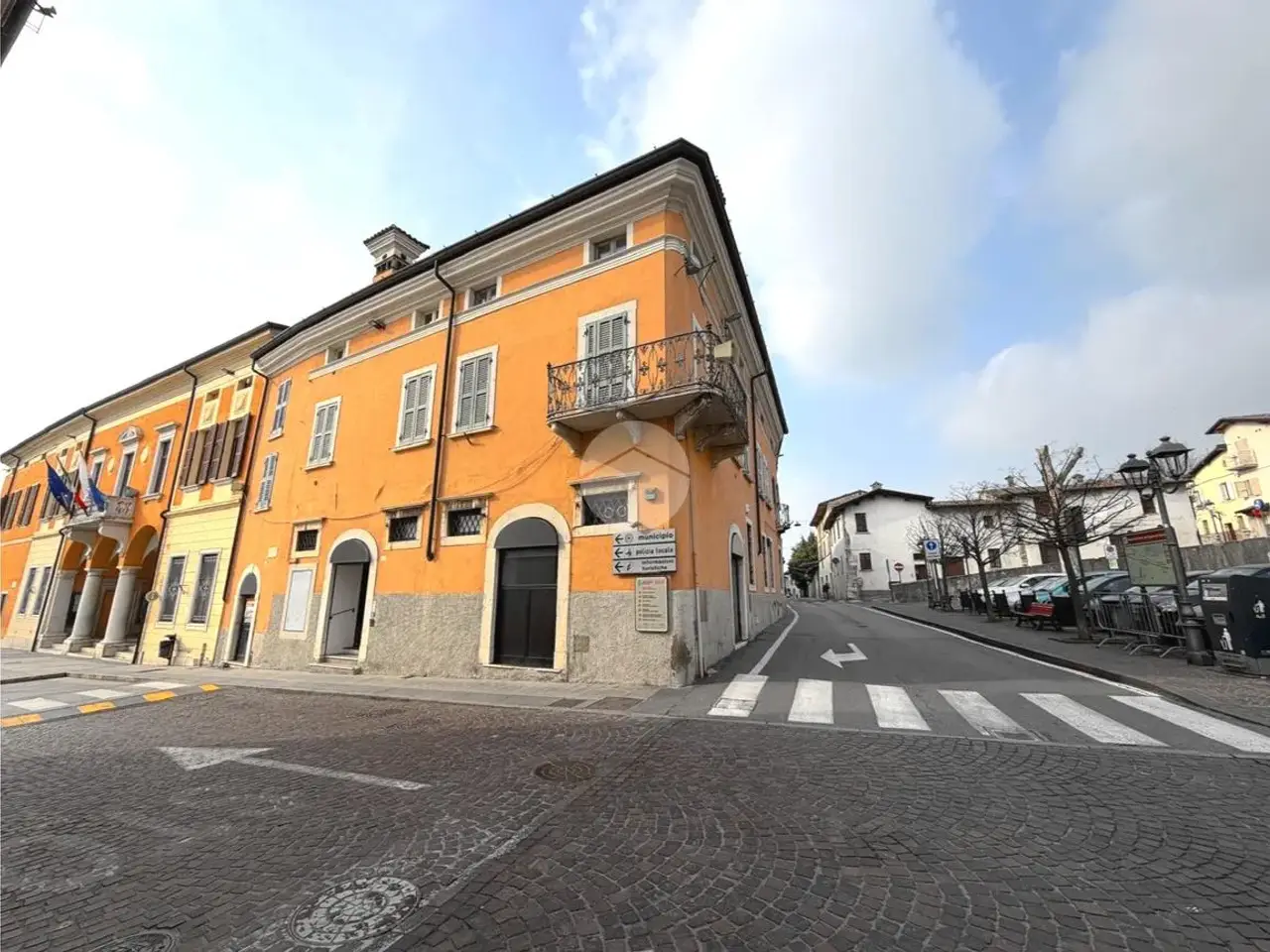 Negozio in Via Martiri della Libertà 13, Lonato, {3} - Foto 1