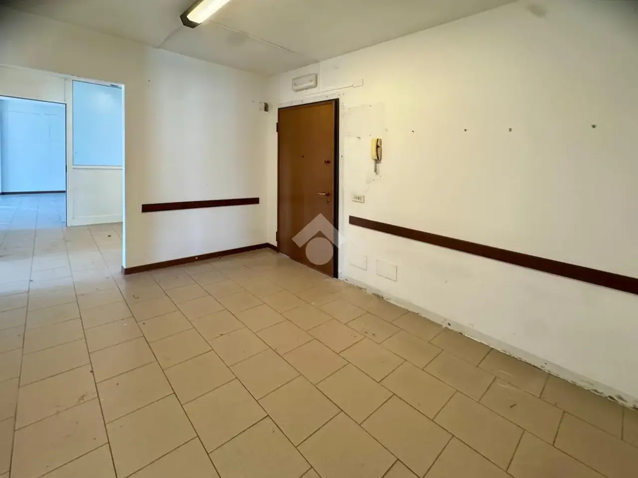 Ufficio in Via Bologna 4, Guastalla, {3} - Foto 1