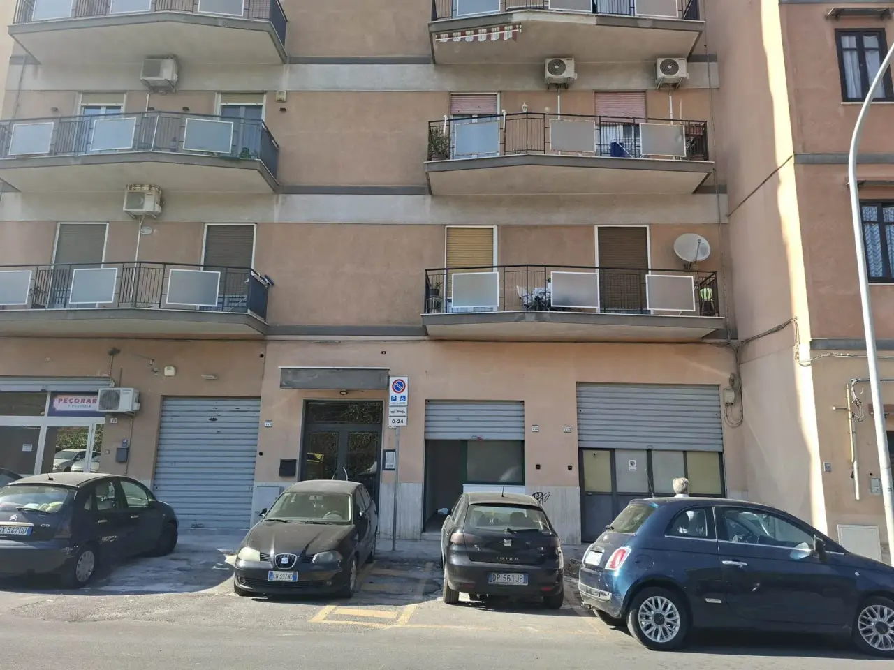 Laboratorio in Via Giuseppe Pitrè, Palermo, {3} - Foto 2