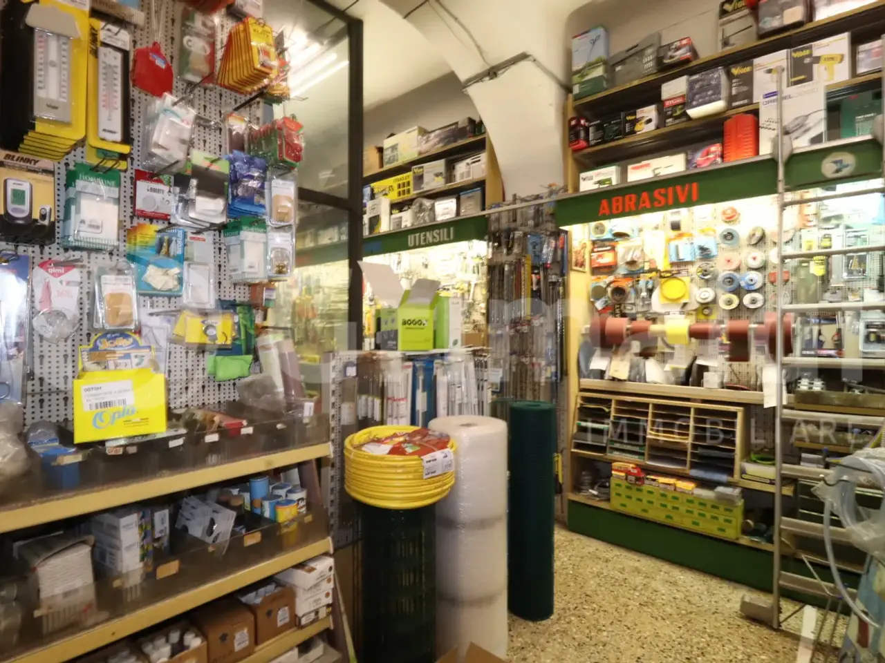 Esercizio commerciale in Via Fiume, La Spezia, {3} - Foto 1