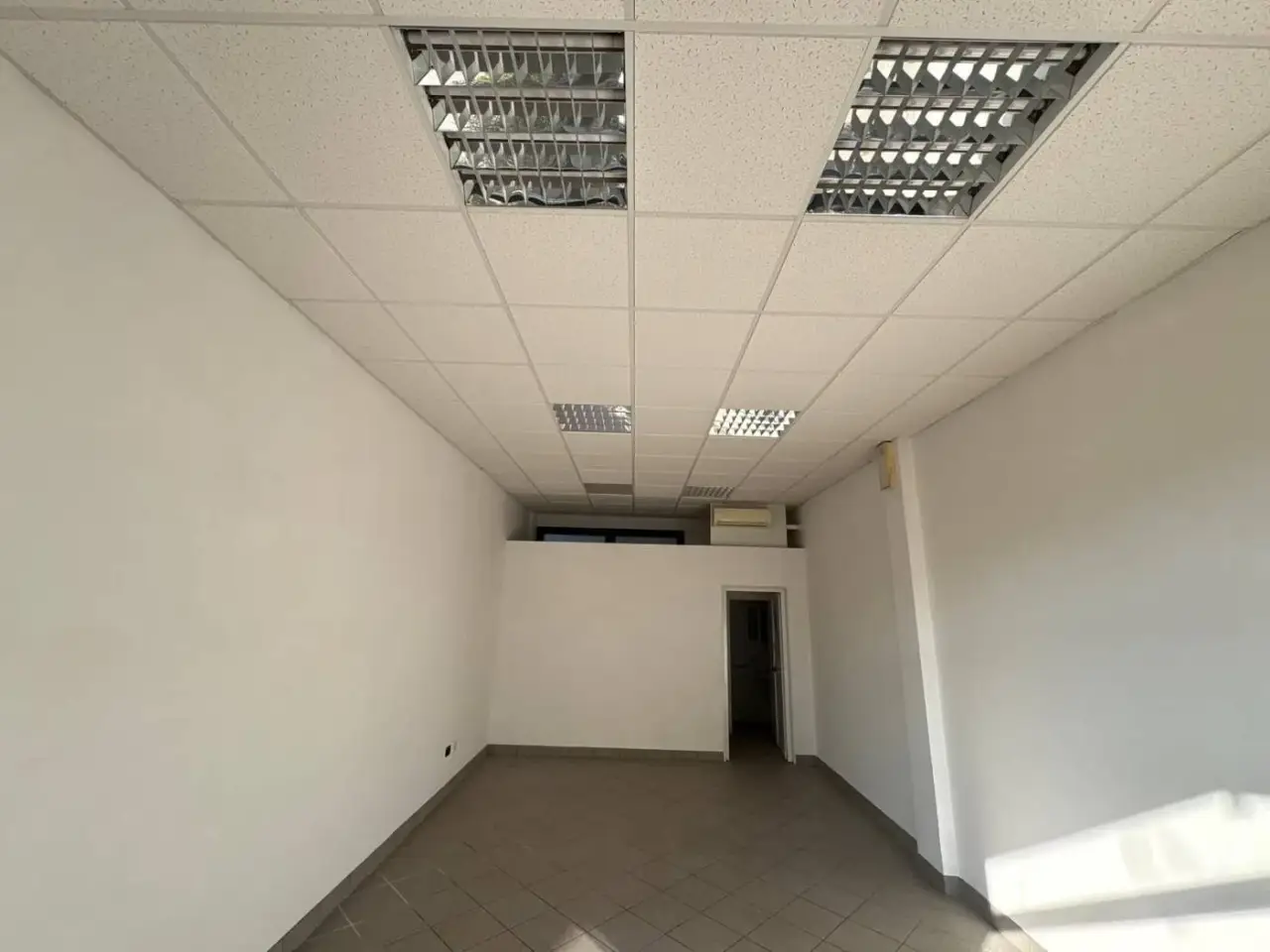 Locale commerciale in , Cervia, {3} - Foto 1