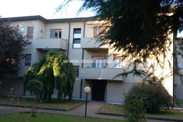 3-room flat in Via Kennedy, Bagnolo Cremasco - Photo 1