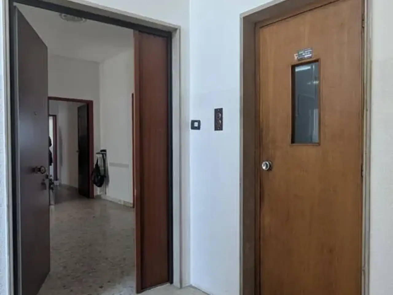 Ufficio in Via De Terribile  9, Brindisi, {3} - Foto 2