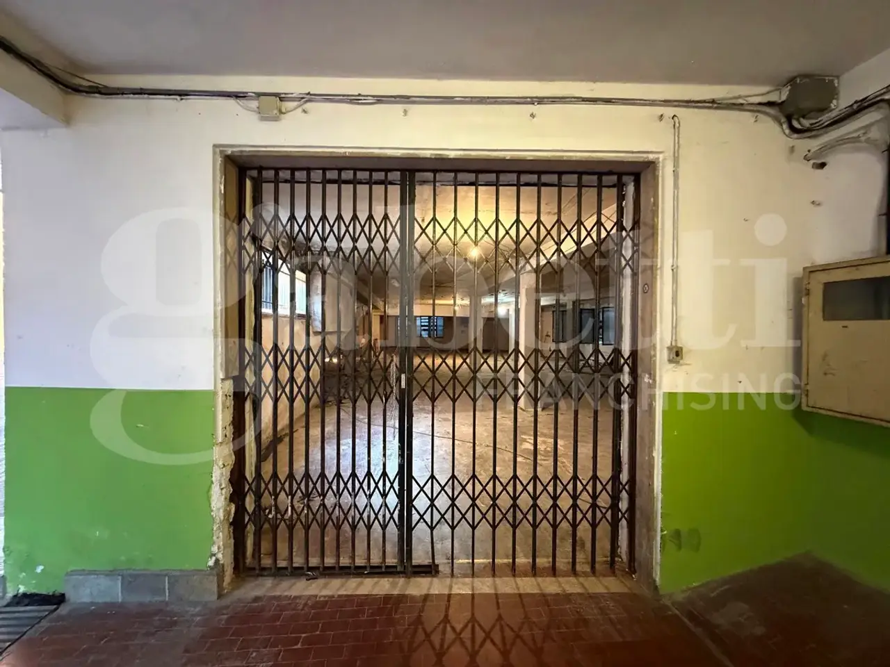 Magazzino in Vicolo della Stazione 12, Brescia, {3} - Foto 2