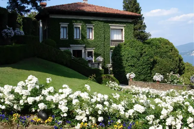 Villa in Via Brigata Cesare Battisti, Verbania - Foto 1