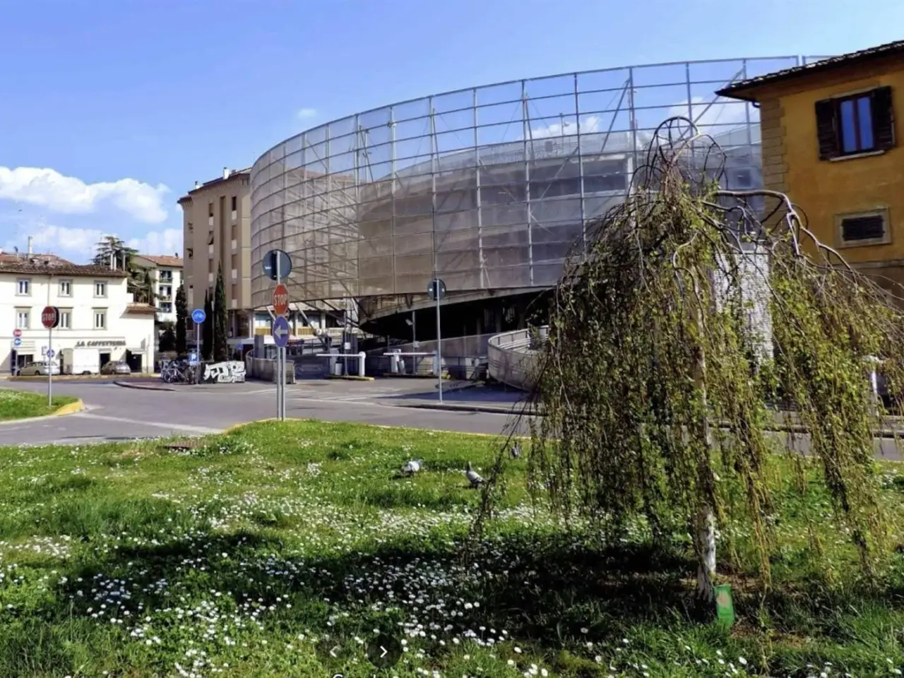 Locale commerciale in Piazza Leon Battista Alberti, Firenze, Firenze, {3} - Foto 1