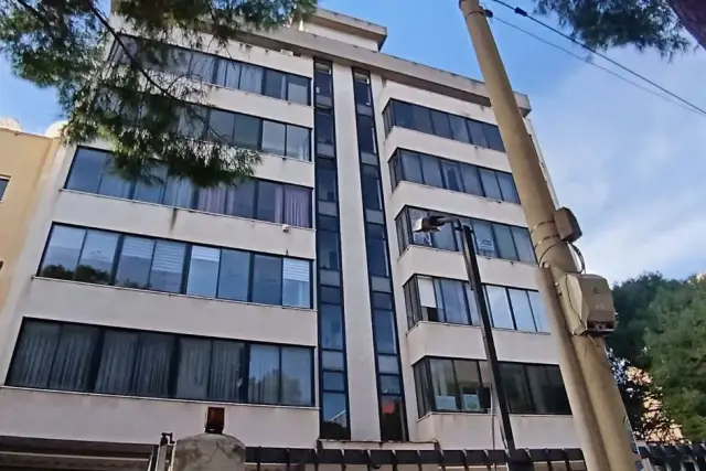insertion image