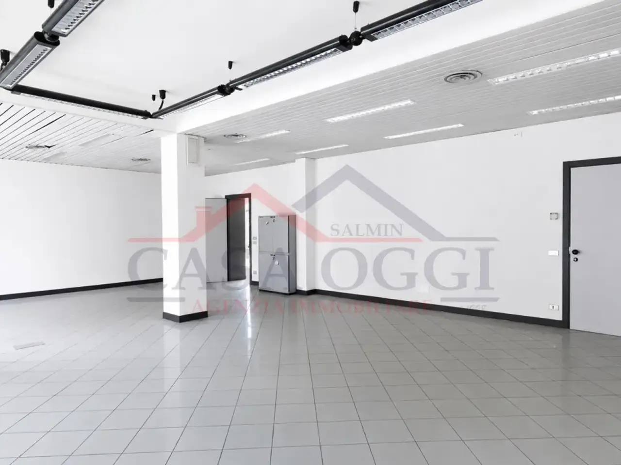 Negozio in Via Roma N.362, Cervarese Santa Croce, {3} - Foto 1