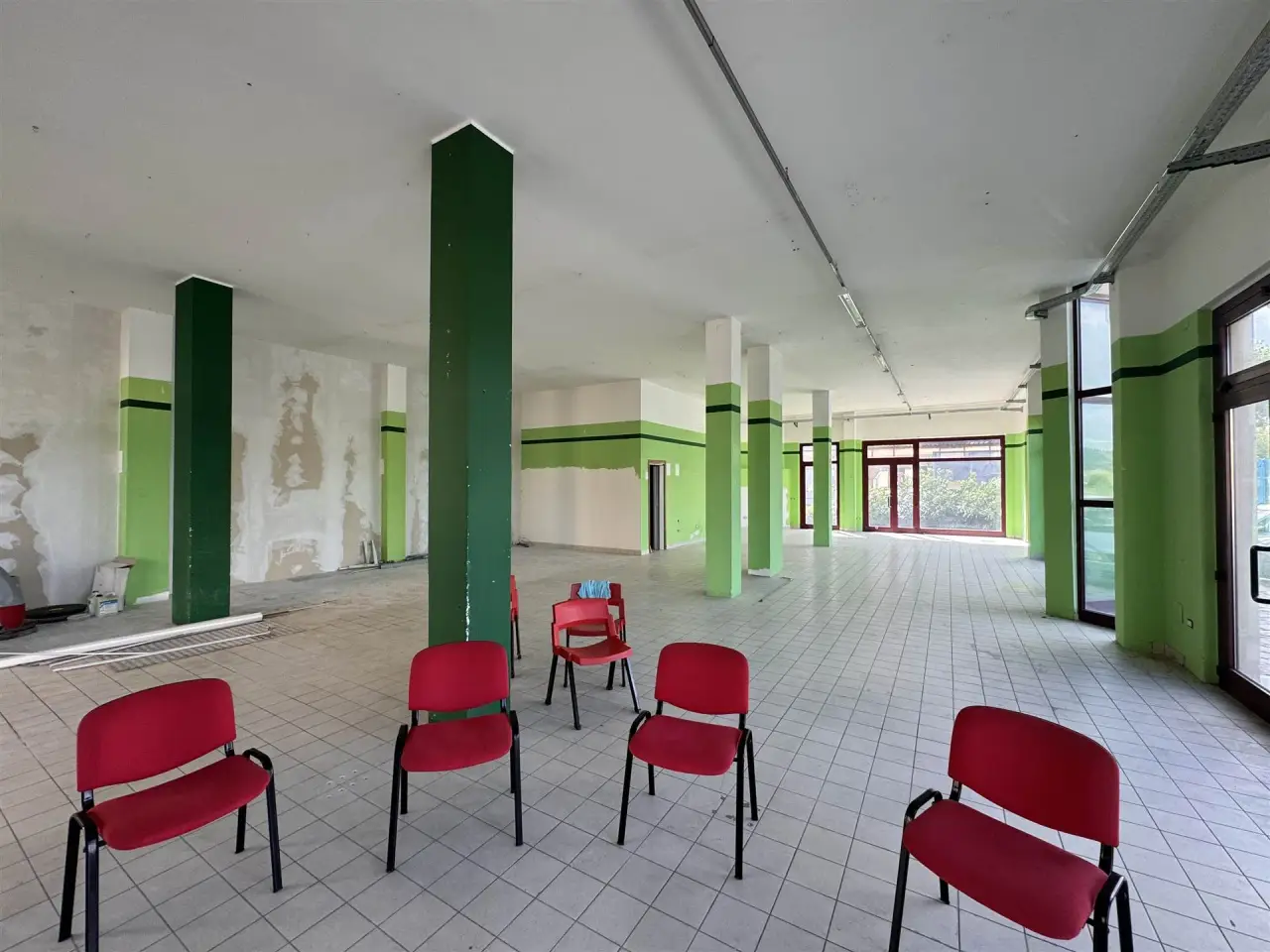 Negozio in , Pesaro, {3} - Foto 1