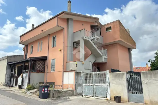 Trilocale in Via Giovanni Maninchedda 24, Sassari - Foto 1