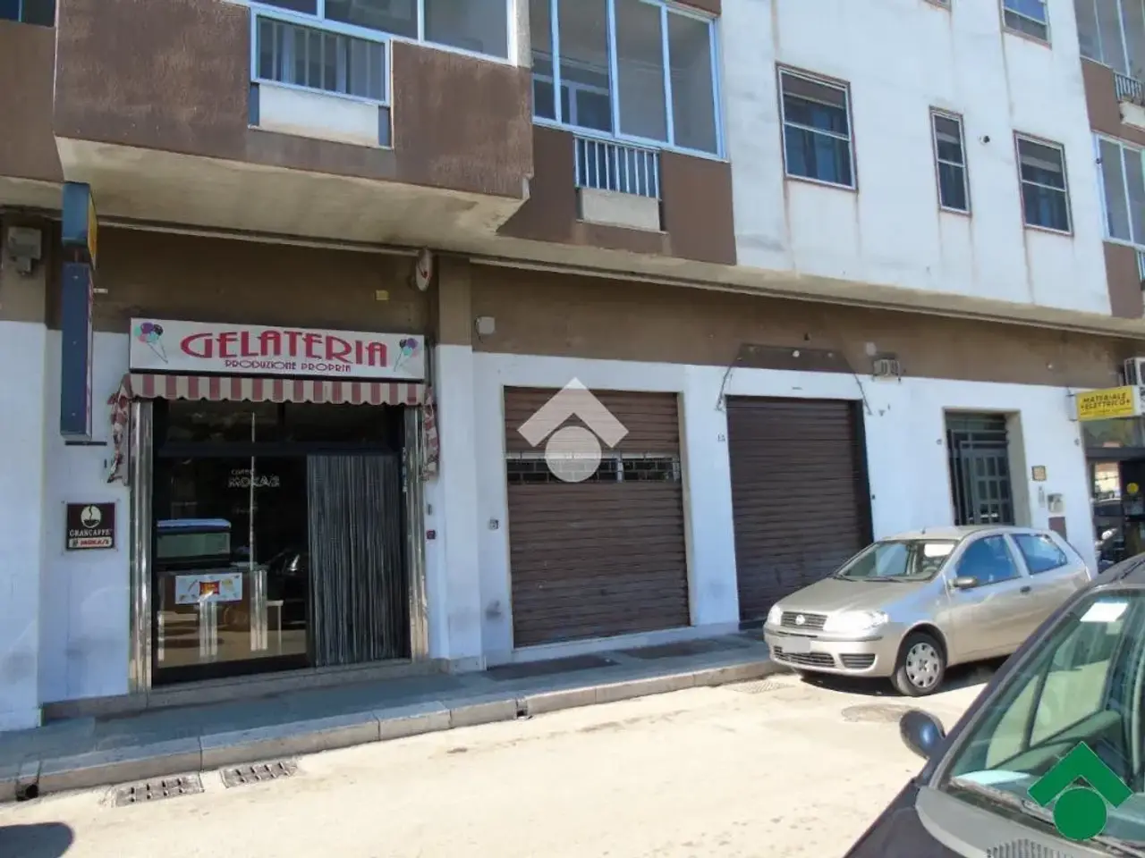 Negozio in Viale San Giovanni Bosco 13, Brindisi, {3} - Foto 1