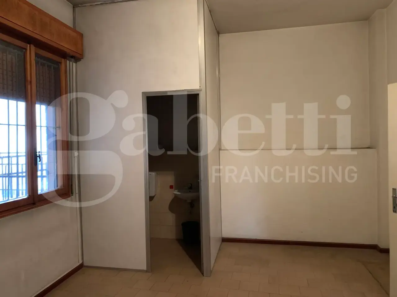 Ufficio in Via Emilia Est  697/B, Modena, {3} - Foto 1
