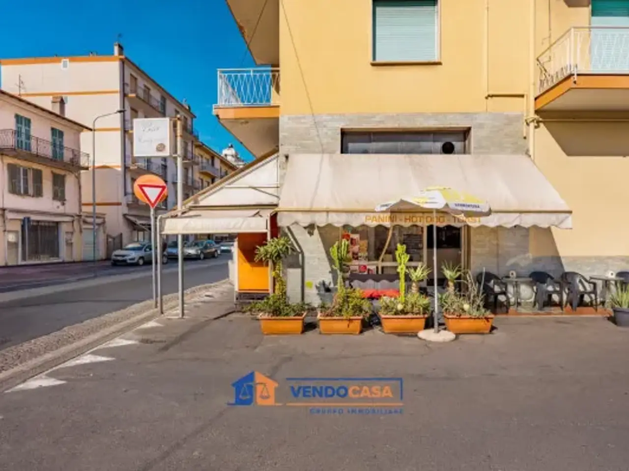 Negozio in Via Vittorio Emanuele II, Bordighera, {3} - Foto 2