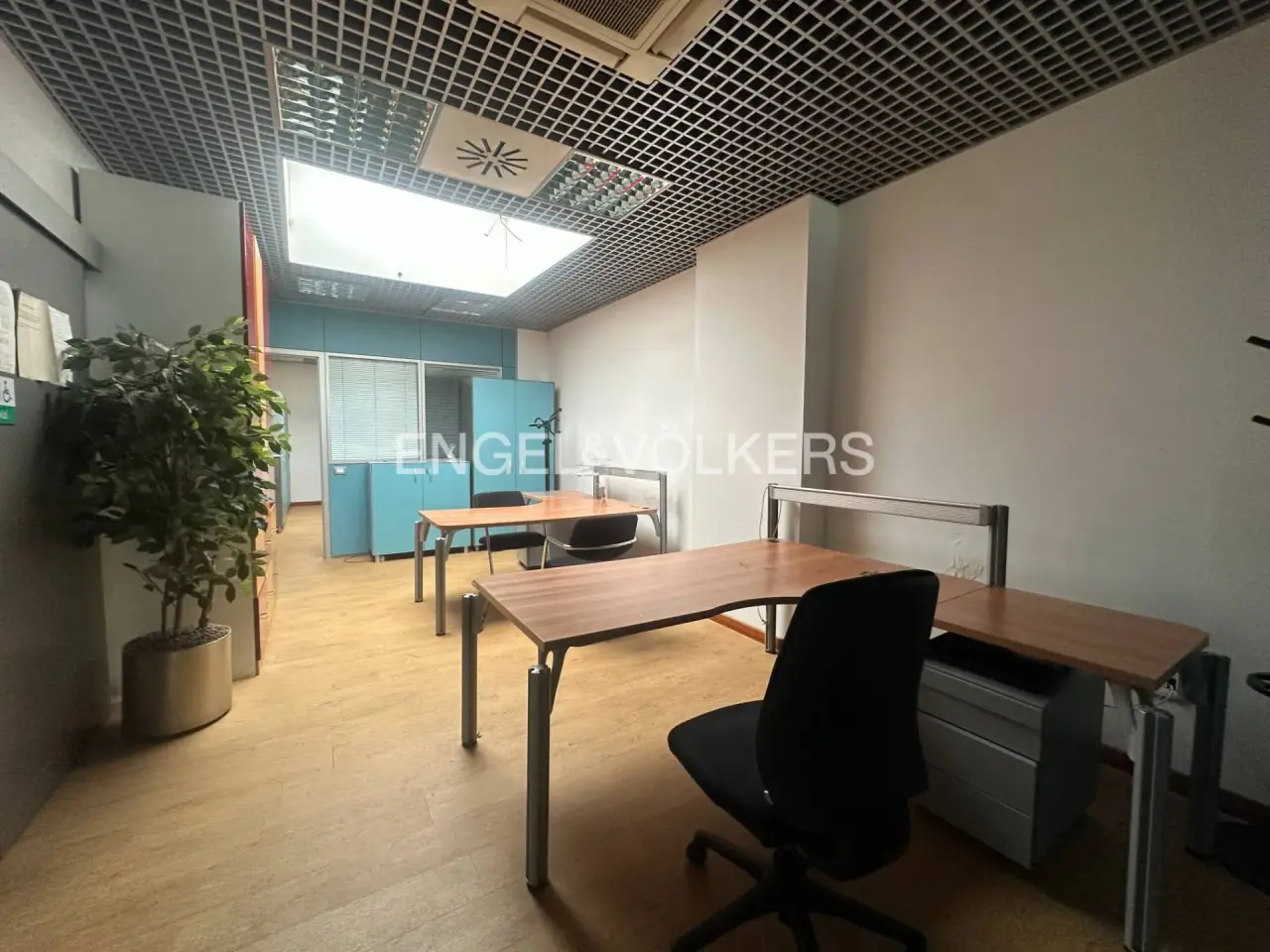 Negozio in Via Nicola Fabrizi 142 144, Pescara, {3} - Foto 1
