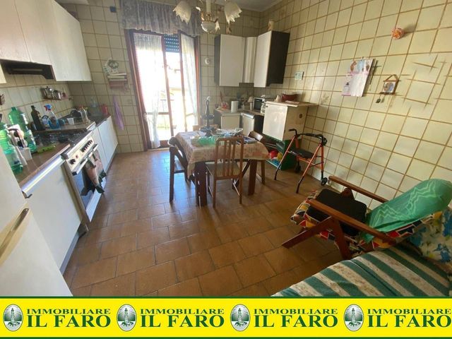 Dreizimmerwohnung in Via Giardini, Giugliano in Campania - Foto 1