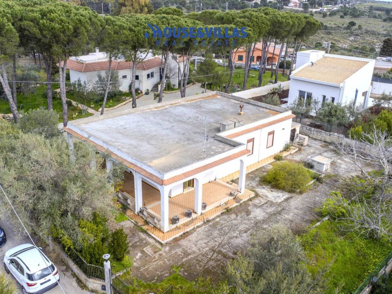 casa indipendente in vendita ad Avola