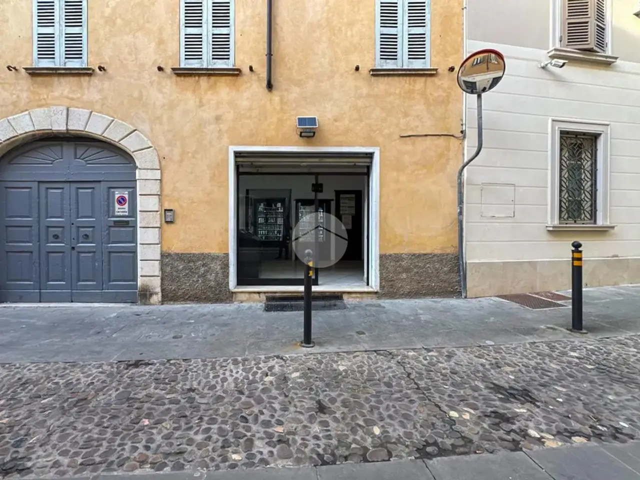 Negozio in Via Guglielmo Marconi 14, Castiglione Delle Stiviere, {3} - Foto 1