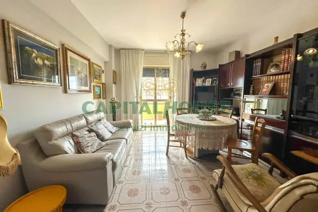 4-room flat in {3}, Zona Scuola Uccella - Photo 1