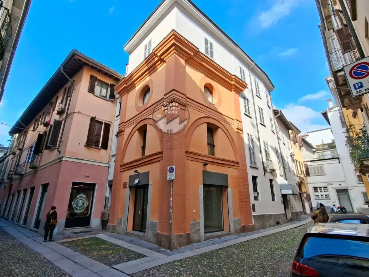 Negozio in Via Cardano 23, Pavia, {3} - Foto 1