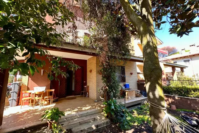 Villa in Via Carlo Collodi, Marino - Foto 1