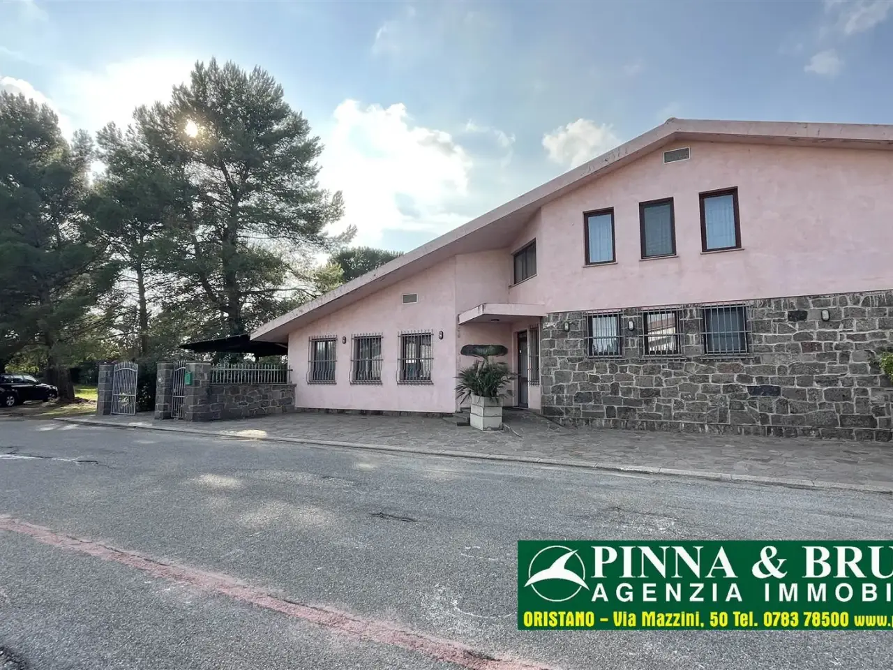 Pizzeria in Via Lombardia, Ghilarza, {3} - Foto 1