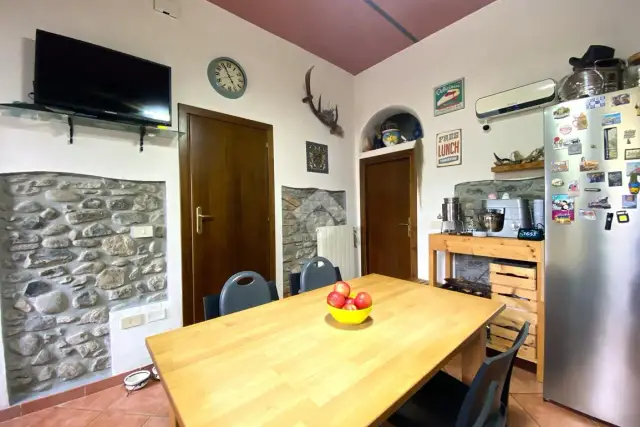 Einfamilienhaus in Via Val di Bisenzio 46, Vaiano - Foto 1