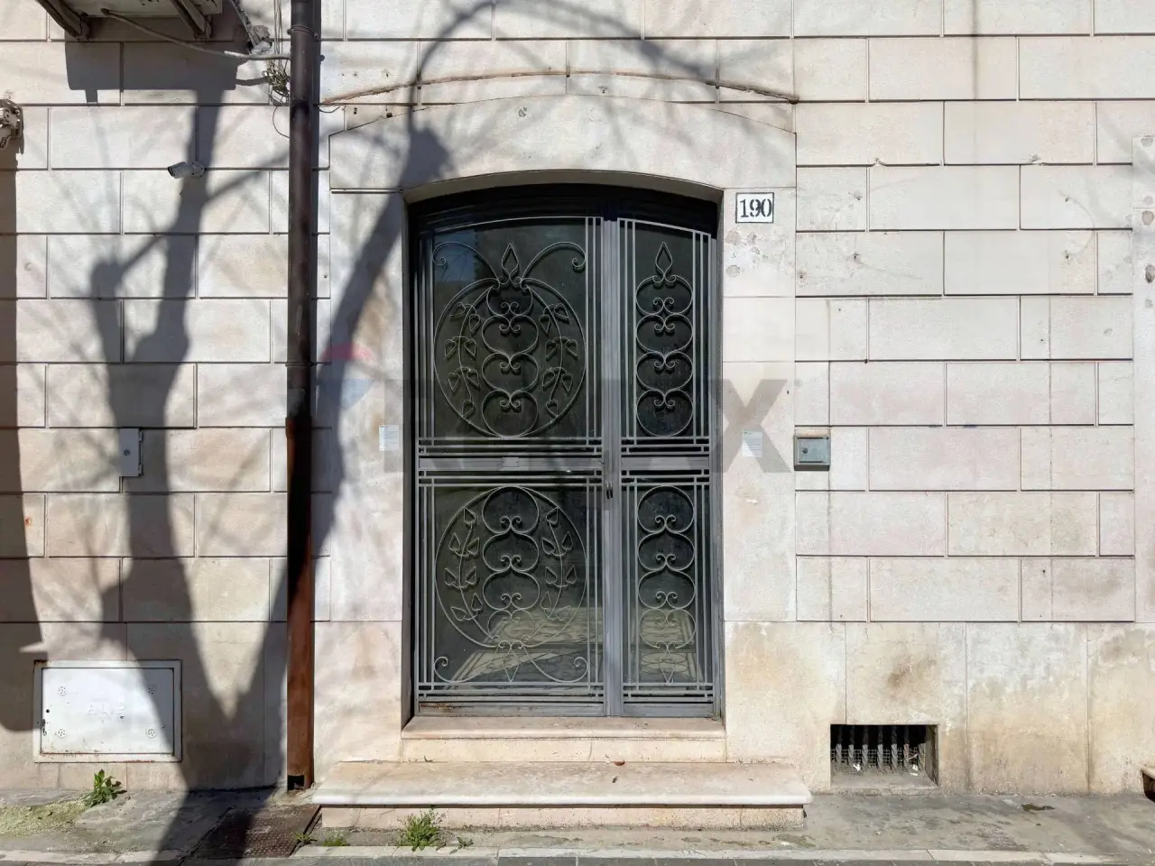 Negozio in Corso Pietro Giannone 190, Foggia, {3} - Foto 1