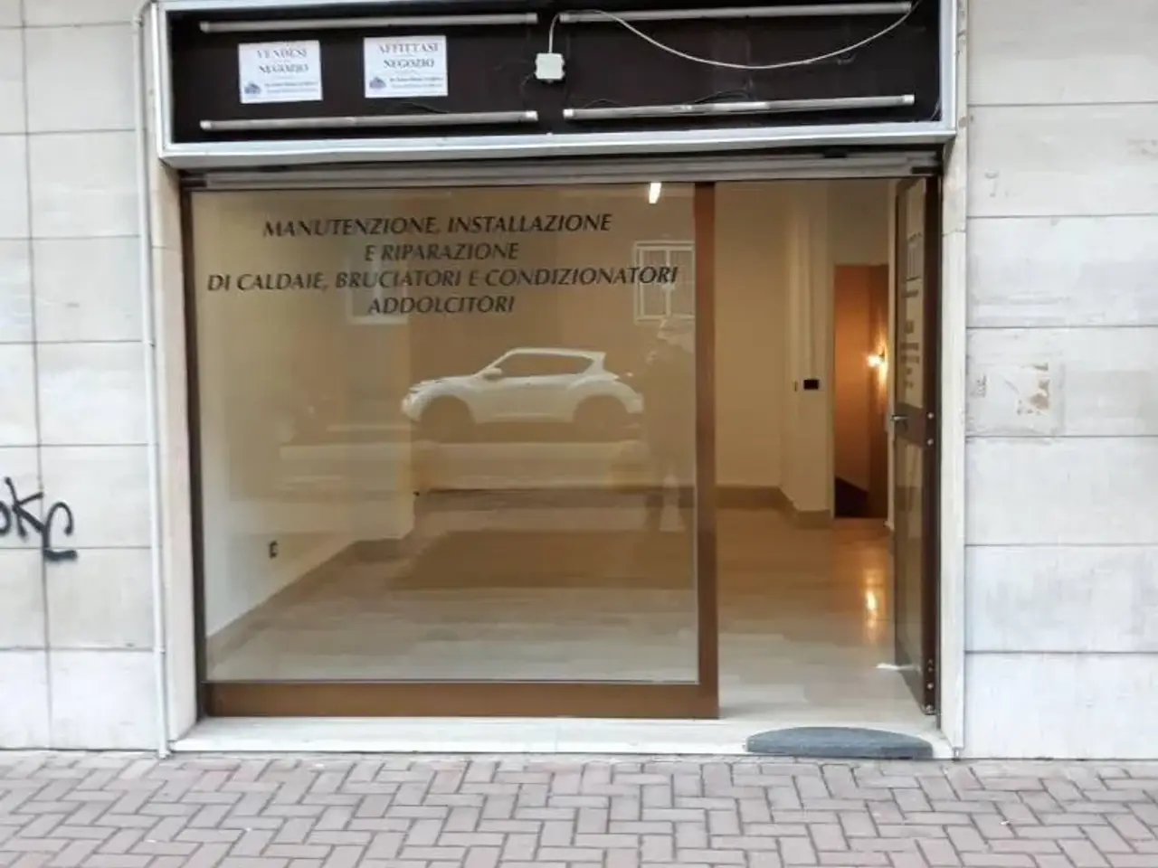 Locale commerciale in Via Marco Polo San Giuliano Milanese, San Giuliano Milanese, {3} - Foto 1