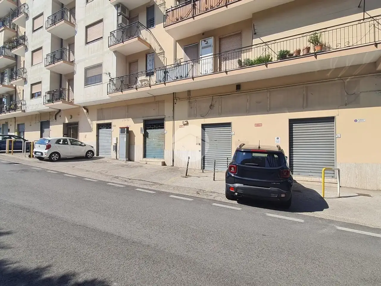 Negozio in Via Nofilo 32, Pellezzano, {3} - Foto 2