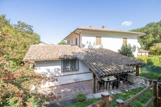 Detached house in Via Sp46 6, Rieti - Photo 1