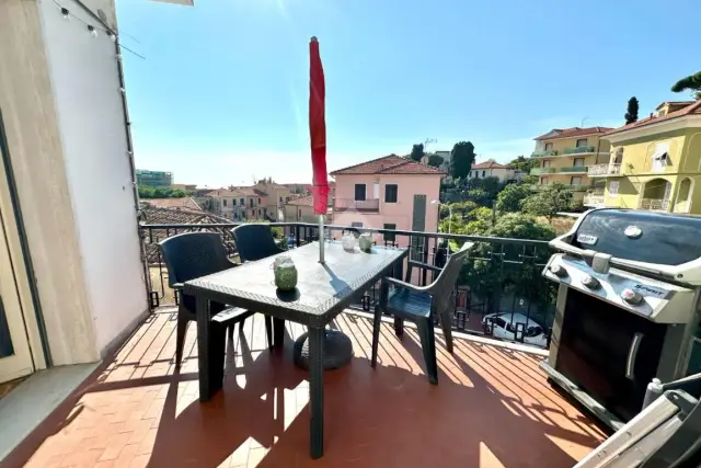 Vierzimmerwohnung in Via Cipressa 32, San Lorenzo al Mare - Foto 1