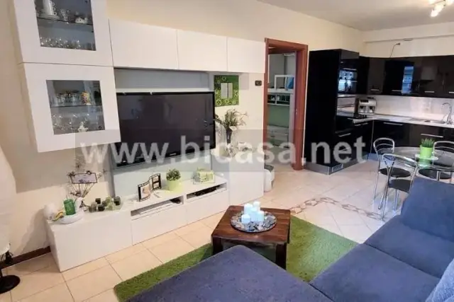 4-room flat in Via Primo Maggio, Montecalvo in Foglia - Photo 1