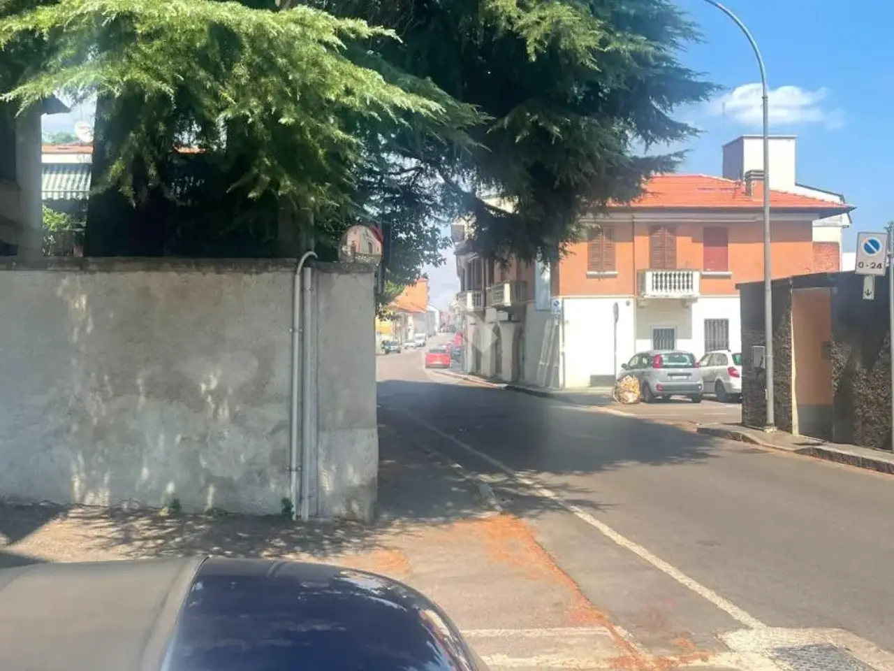 Negozio in Via Dante Alighieri 26, Cerro Maggiore, {3} - Foto 2