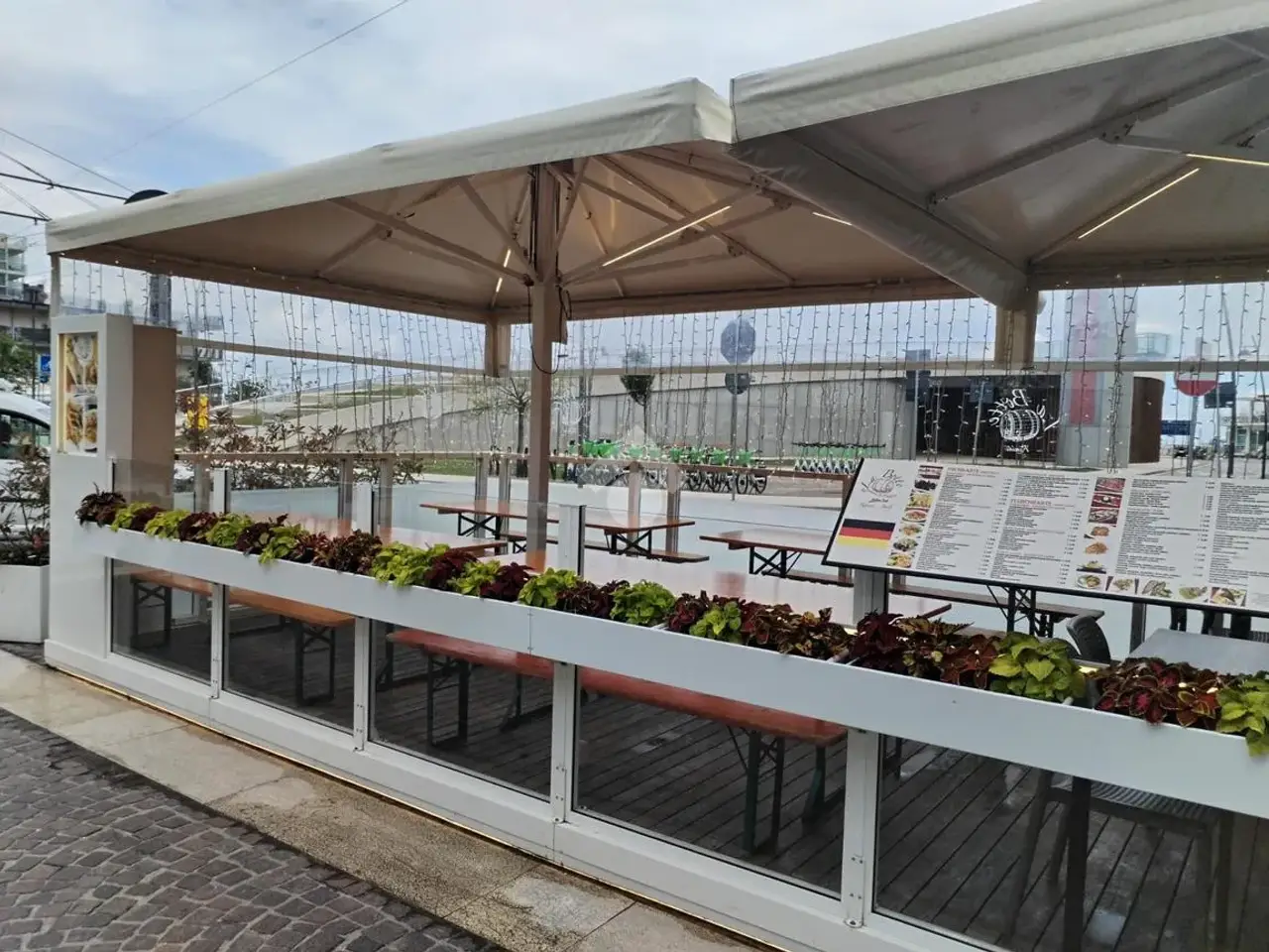 Negozio in Viale Amerigo Vespucci, Rimini, {3} - Foto 2