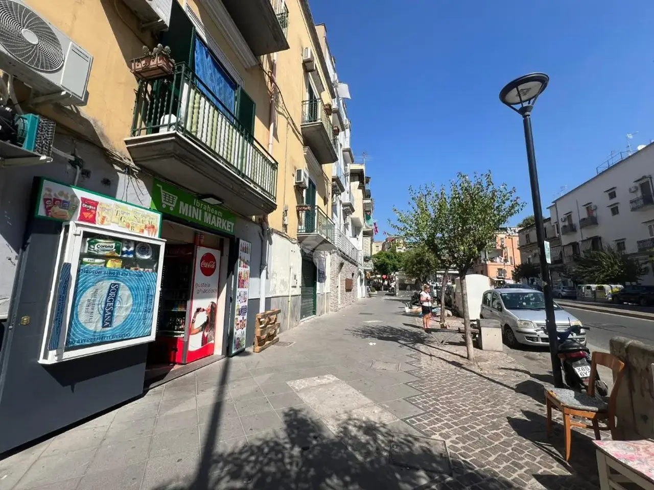 Negozio in Via Arenaccia 193, Napoli, {3} - Foto 1