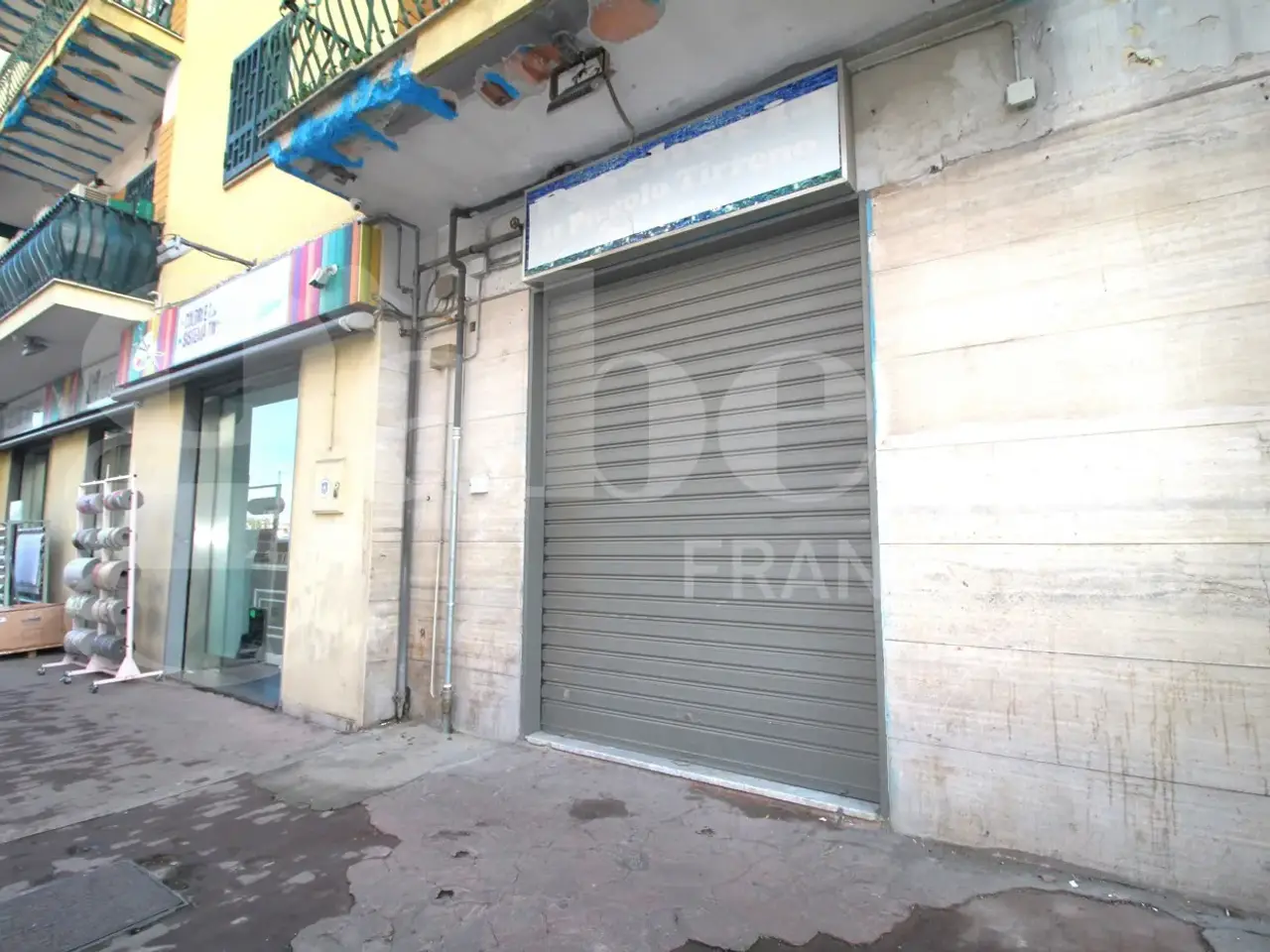 Negozio in Via Napoli 58, Arzano, {3} - Foto 2