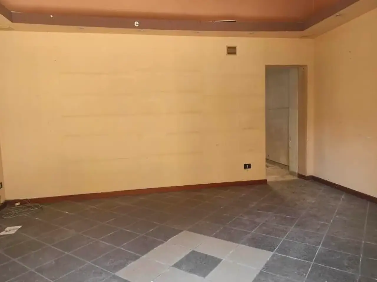 Palazzina commerciale in Viale Tica 44, Siracusa, {3} - Foto 2