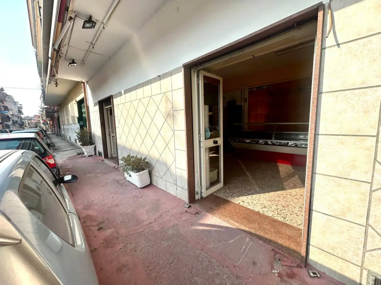 Esercizio commerciale in Via Filippo Turati, Cardito, {3} - Foto 2