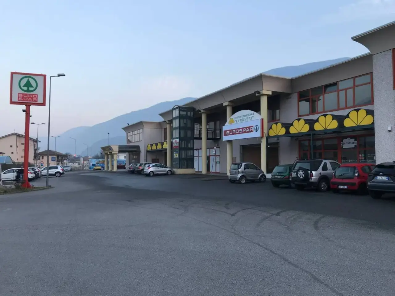 Locale commerciale in Via Moncenisio 10 Sant'Antonino di Susa, Sant'Antonino Di Susa, {3} - Foto 1