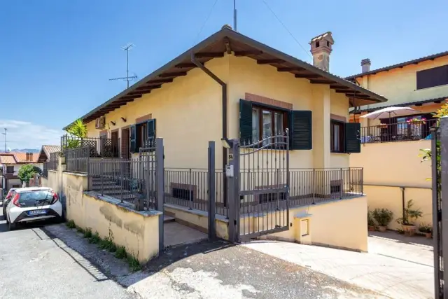 Villa in Via delle Capanne, San Cesareo - Foto 1