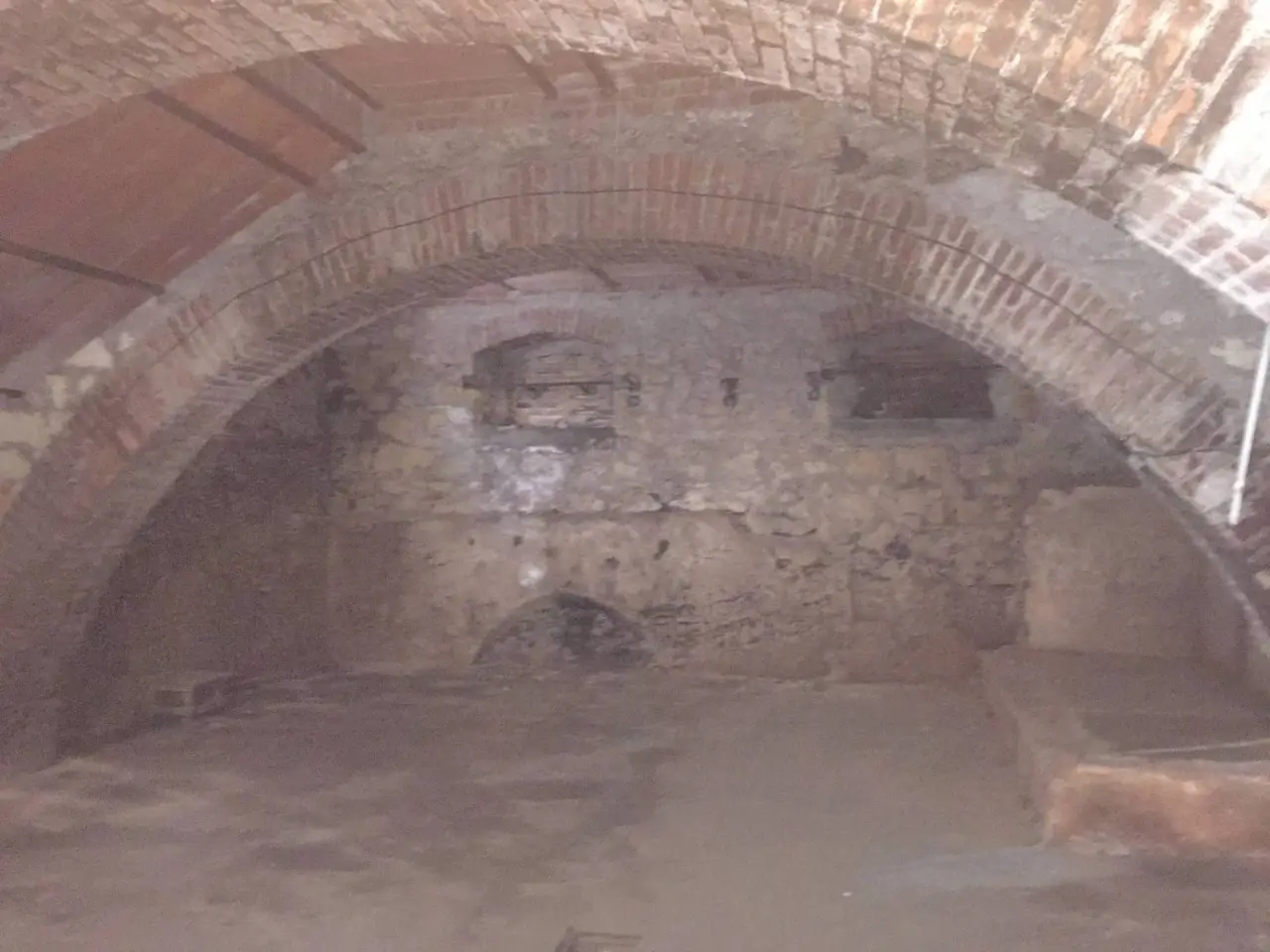 Magazzino in Via 24 Maggio, Nettuno, {3} - Foto 2