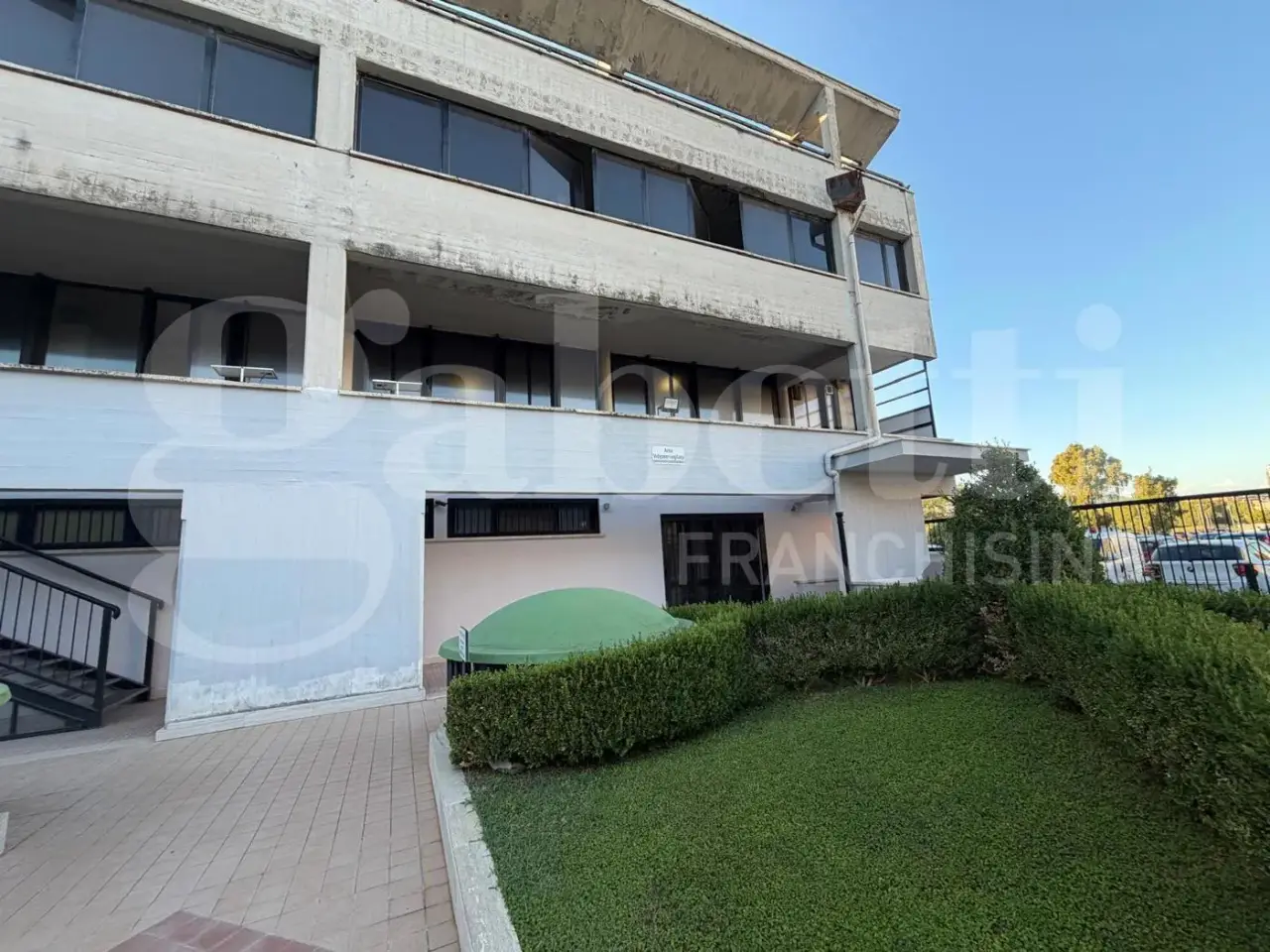 Magazzino in Viale Le Corbusier  393, Latina, {3} - Foto 2
