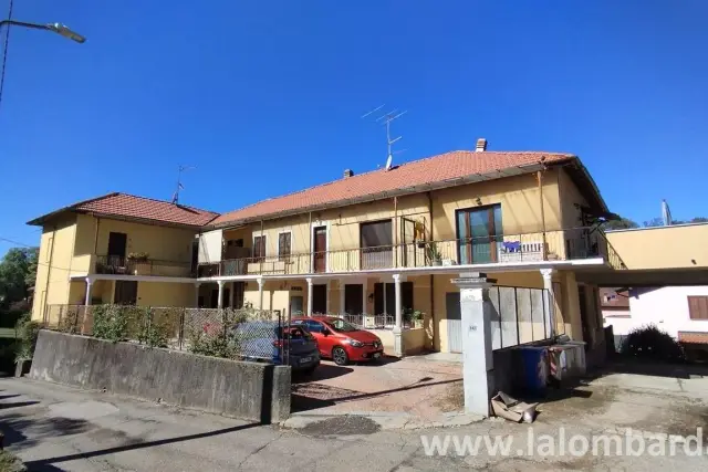 3-room flat in Via Dante Alighieri 142, Leggiuno - Photo 1