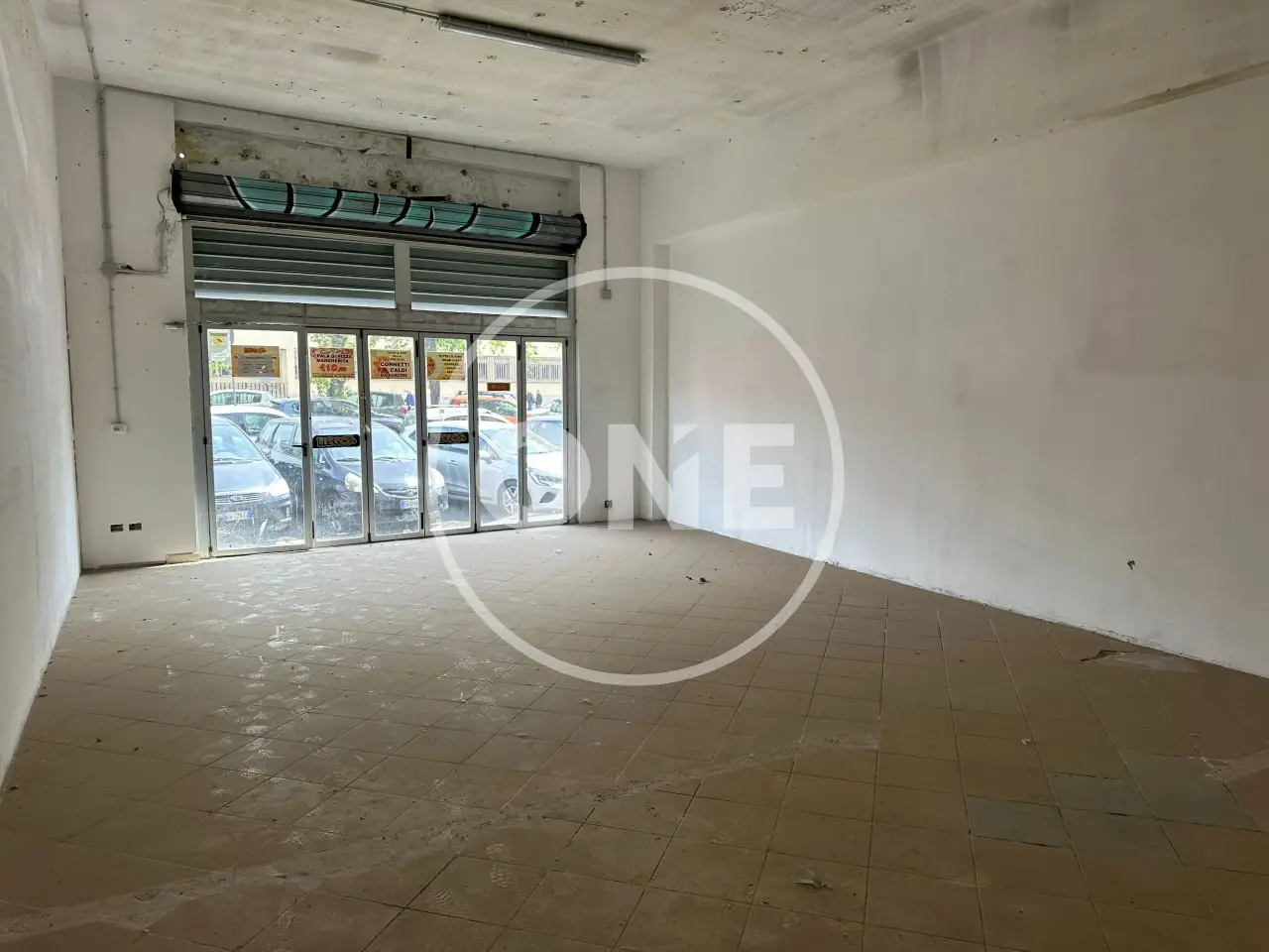 Negozio in Via Scribonio Curione, 69 69, Roma, {3} - Foto 2