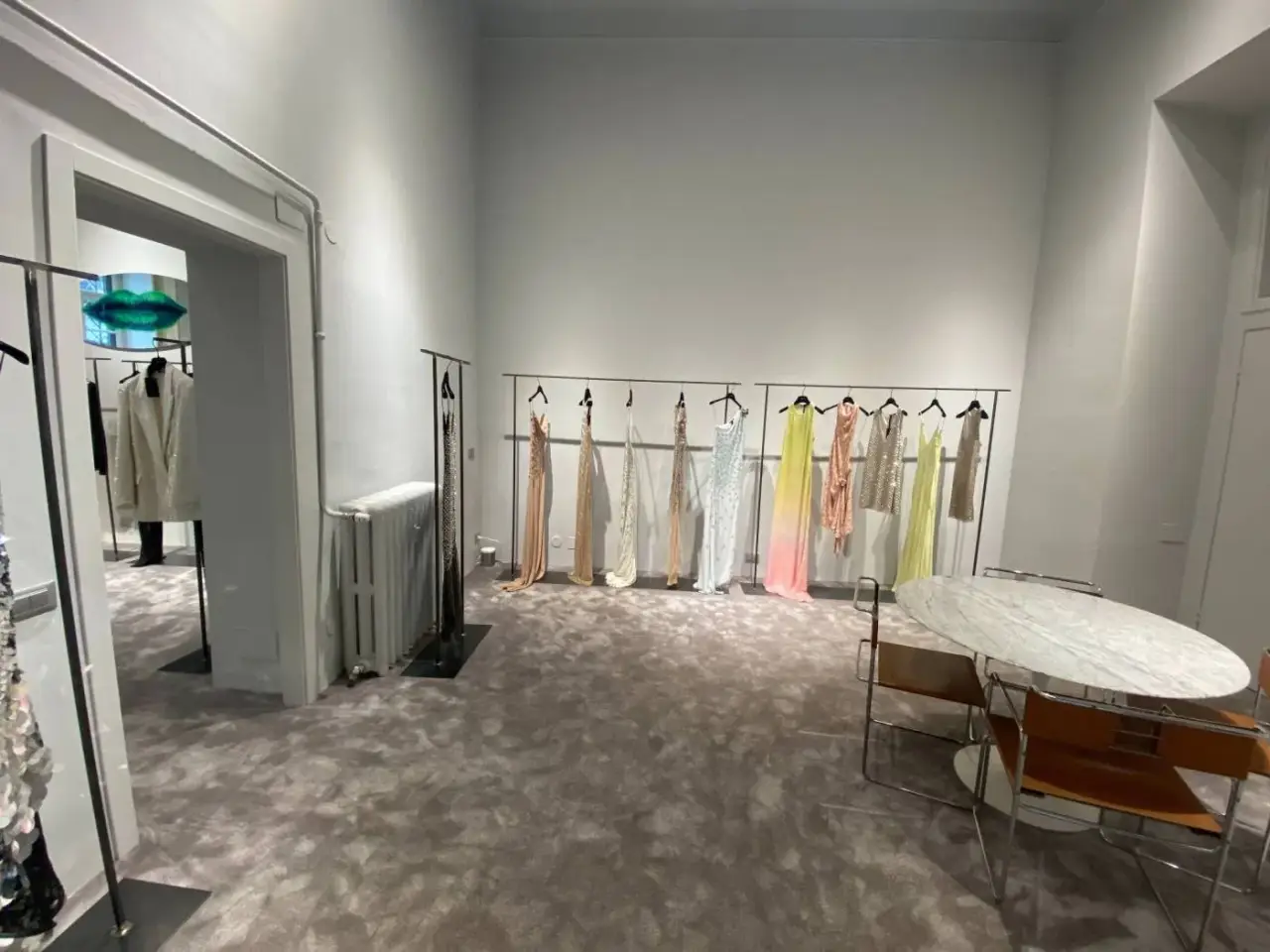 Ufficio condiviso in Via Gaetano Donizetti 36, Milano, {3} - Foto 1