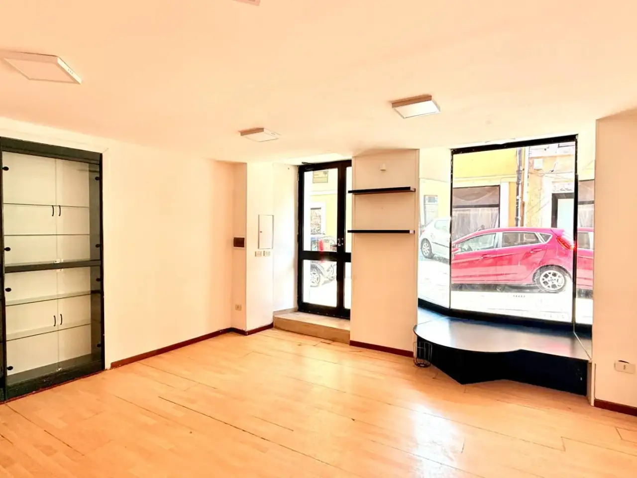Negozio in Via Pennina 13, Rieti, {3} - Foto 2